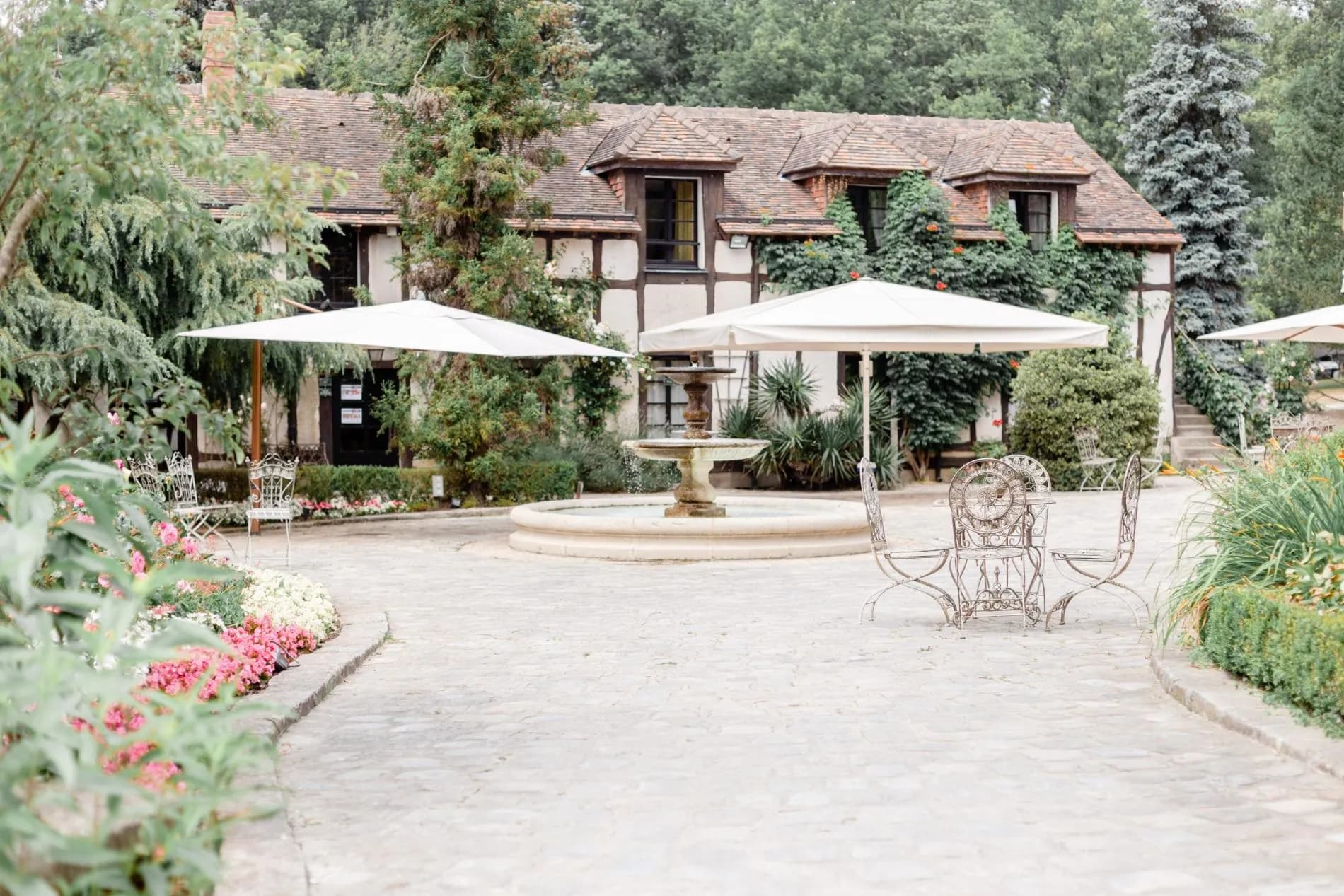 Le Hameau — Domaine de la Butte Ronde