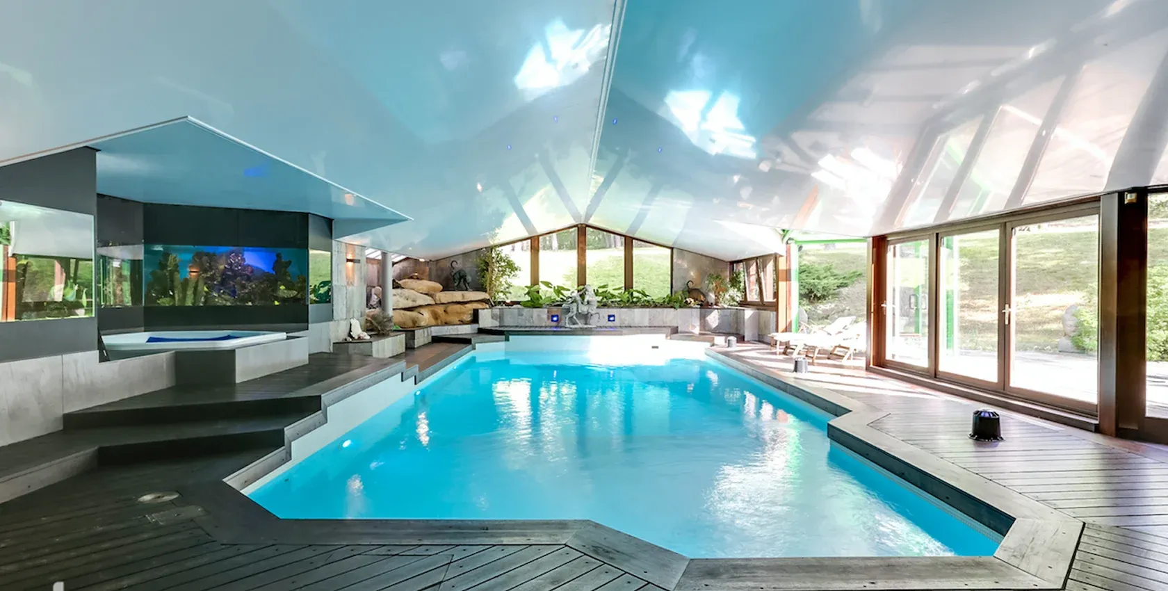 Spa et piscine couverte — Domaine de la Butte Ronde Yvelines