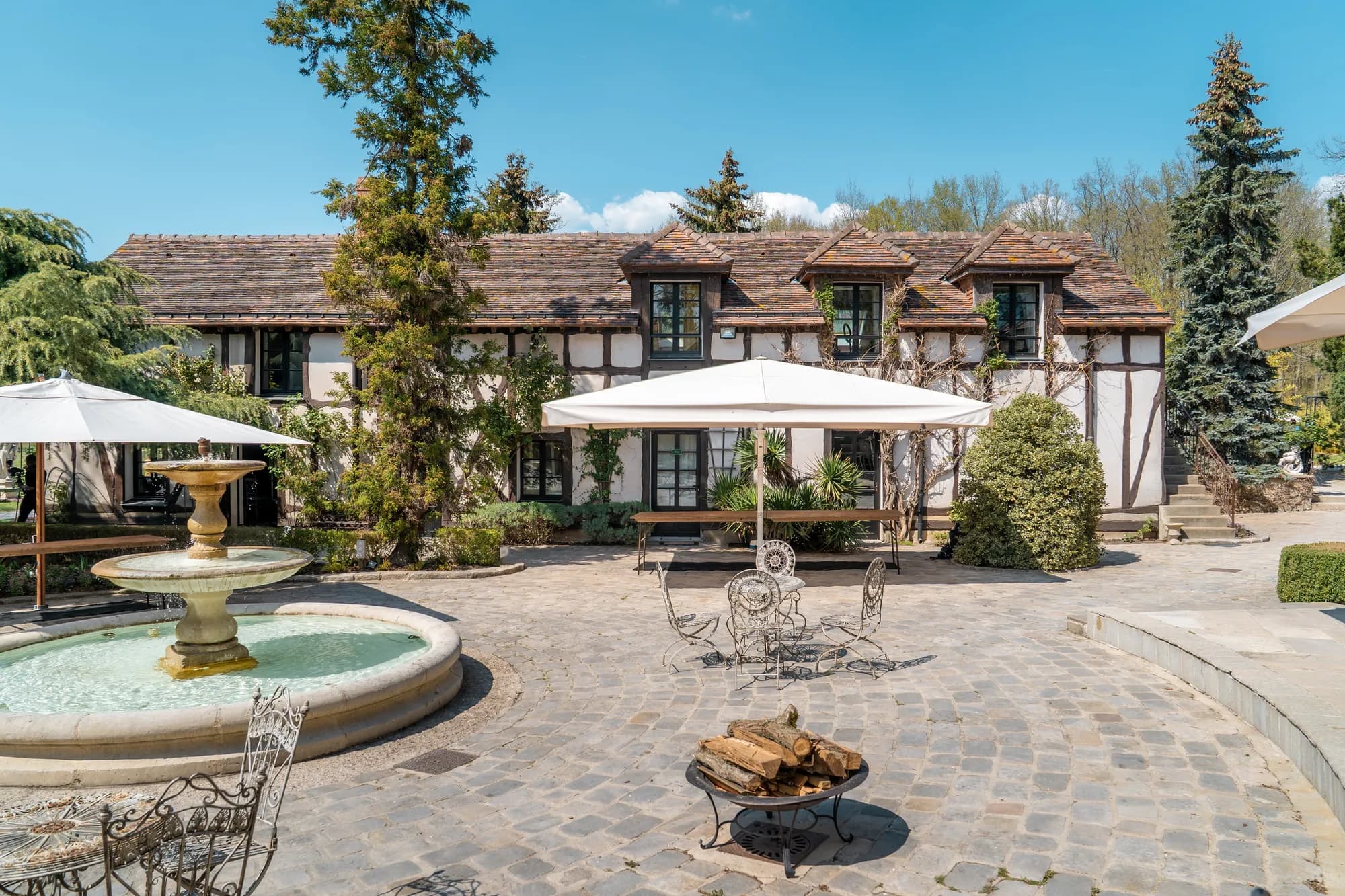 Le Hameau